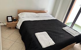 Hexagon Home